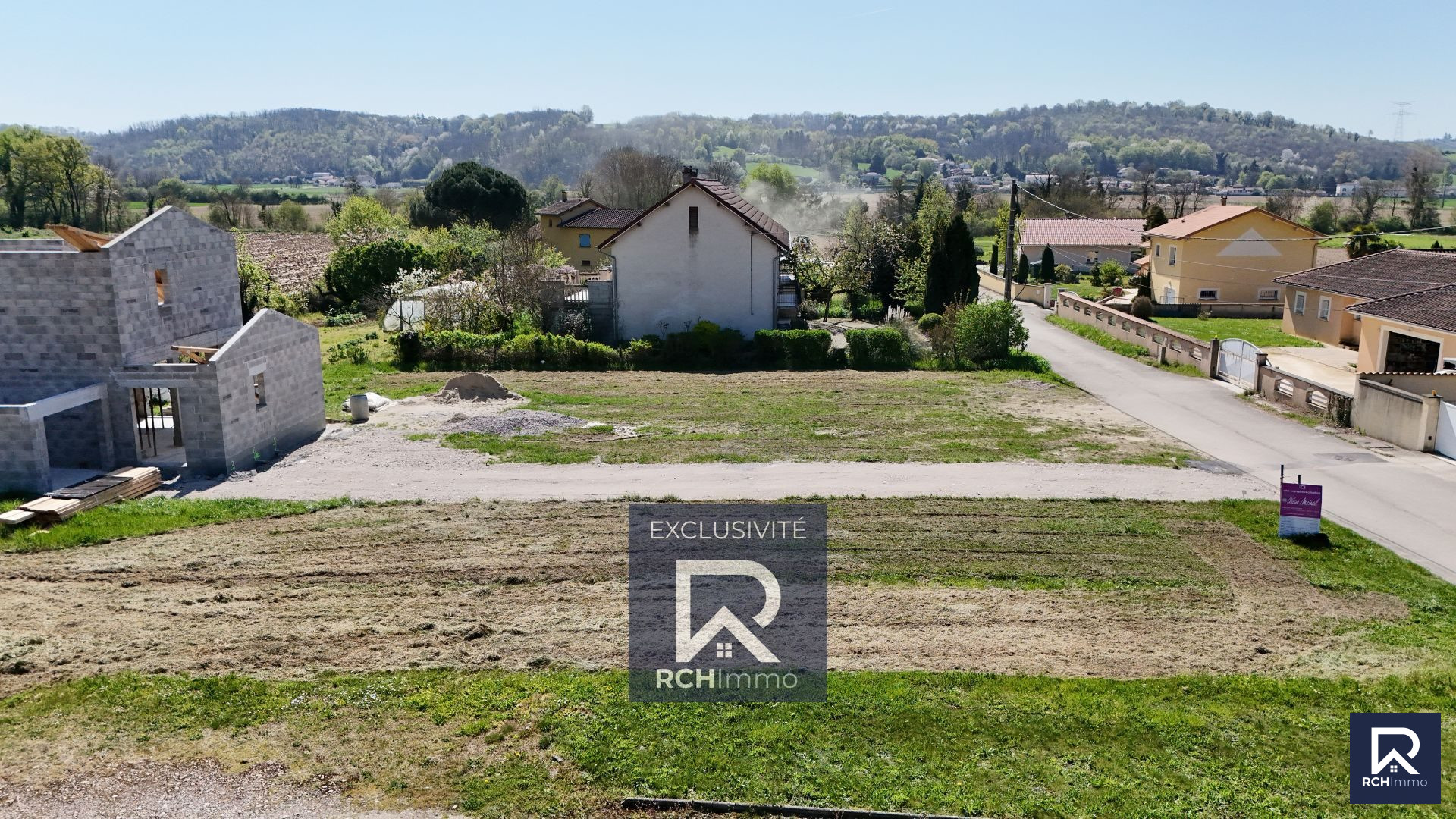 Terrain constructible et viabilisé de 400 m²