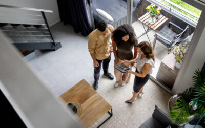 Quelles différences de services entre un agent immobilier à Communay et un notaire ?