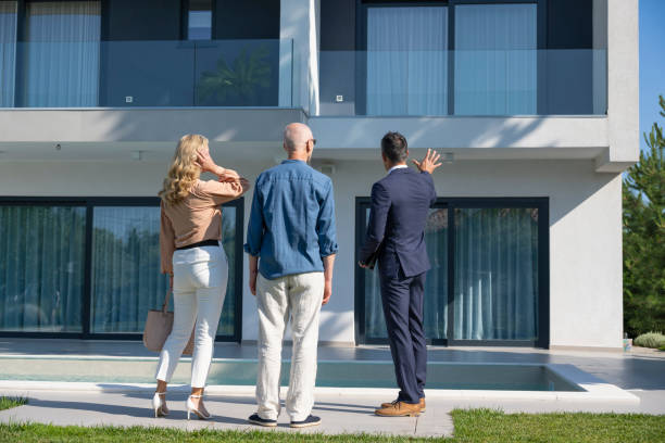 Quel est le marché immobilier actuel à Communay selon un agent immobilier local ?