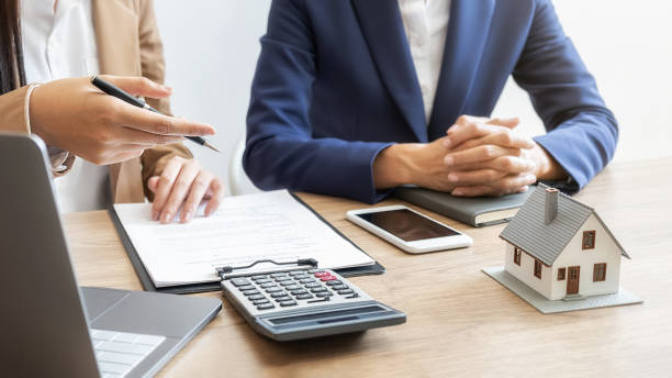 Est-ce qu’un agent immobilier à Chaponnay me tient régulièrement informé de l’avancement ?