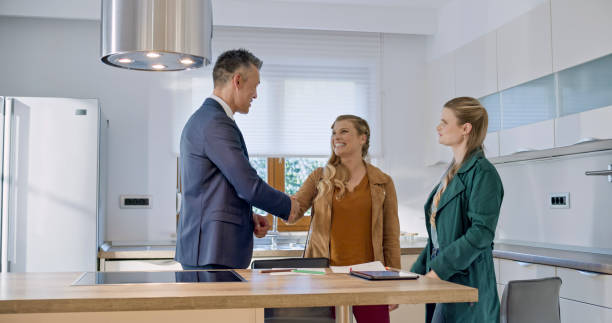 Comment un agent immobilier à Vienne peut éviter les erreurs administratives ?